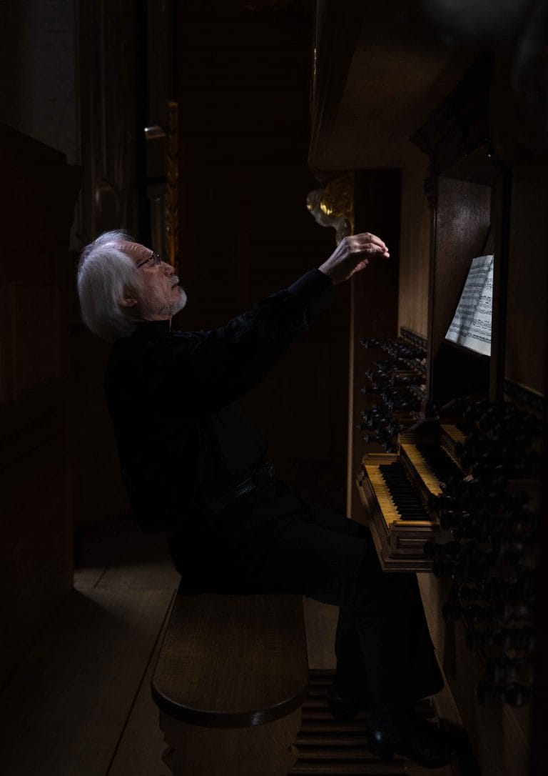 MASAAKI SUZUKI PLAYS ARP SCHNITGER ORGANS
BACH AND BUXTEHUDE