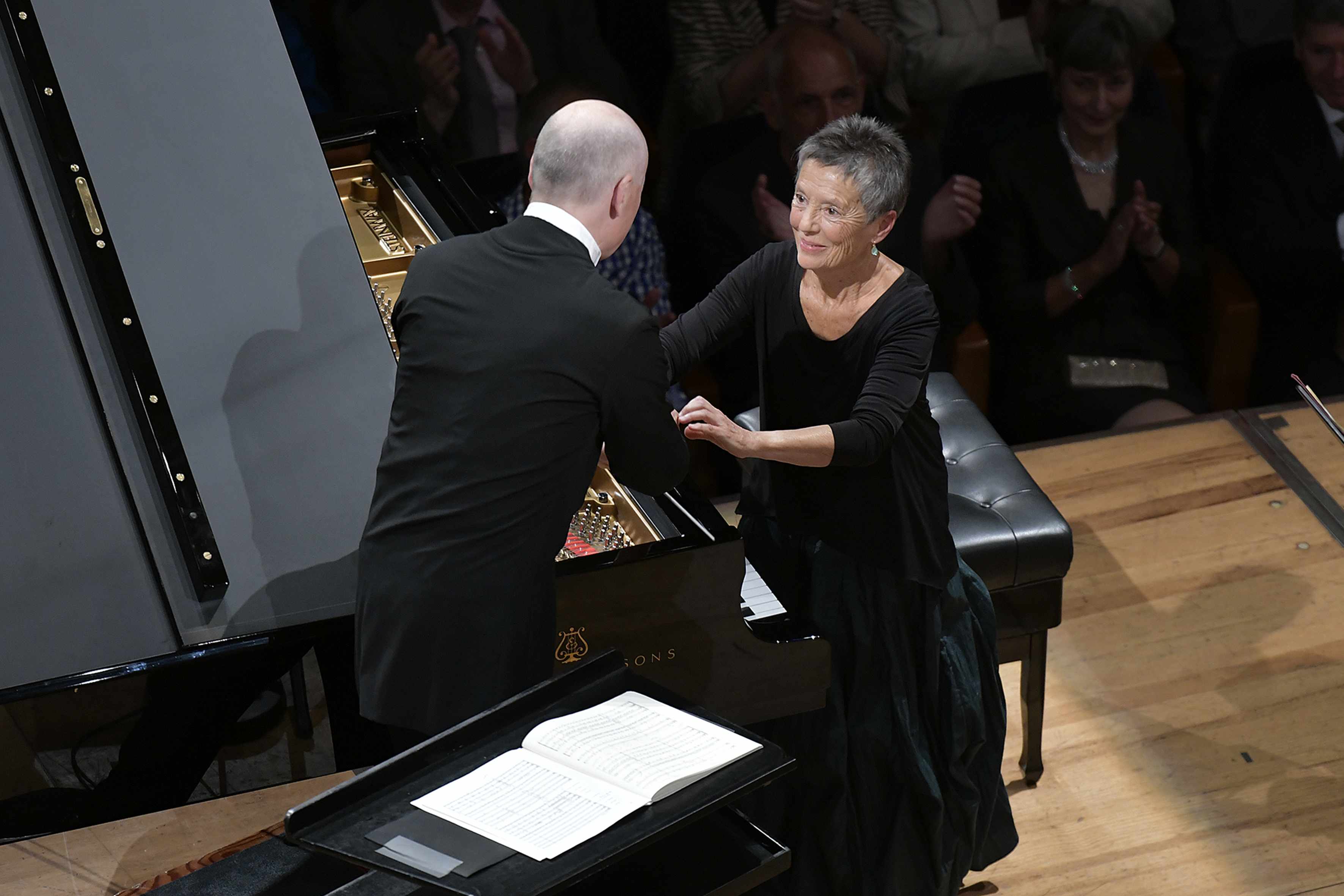 Mozart: Piano Concerto No. 9 / Brahms 4
Pires, Järvi, LFO