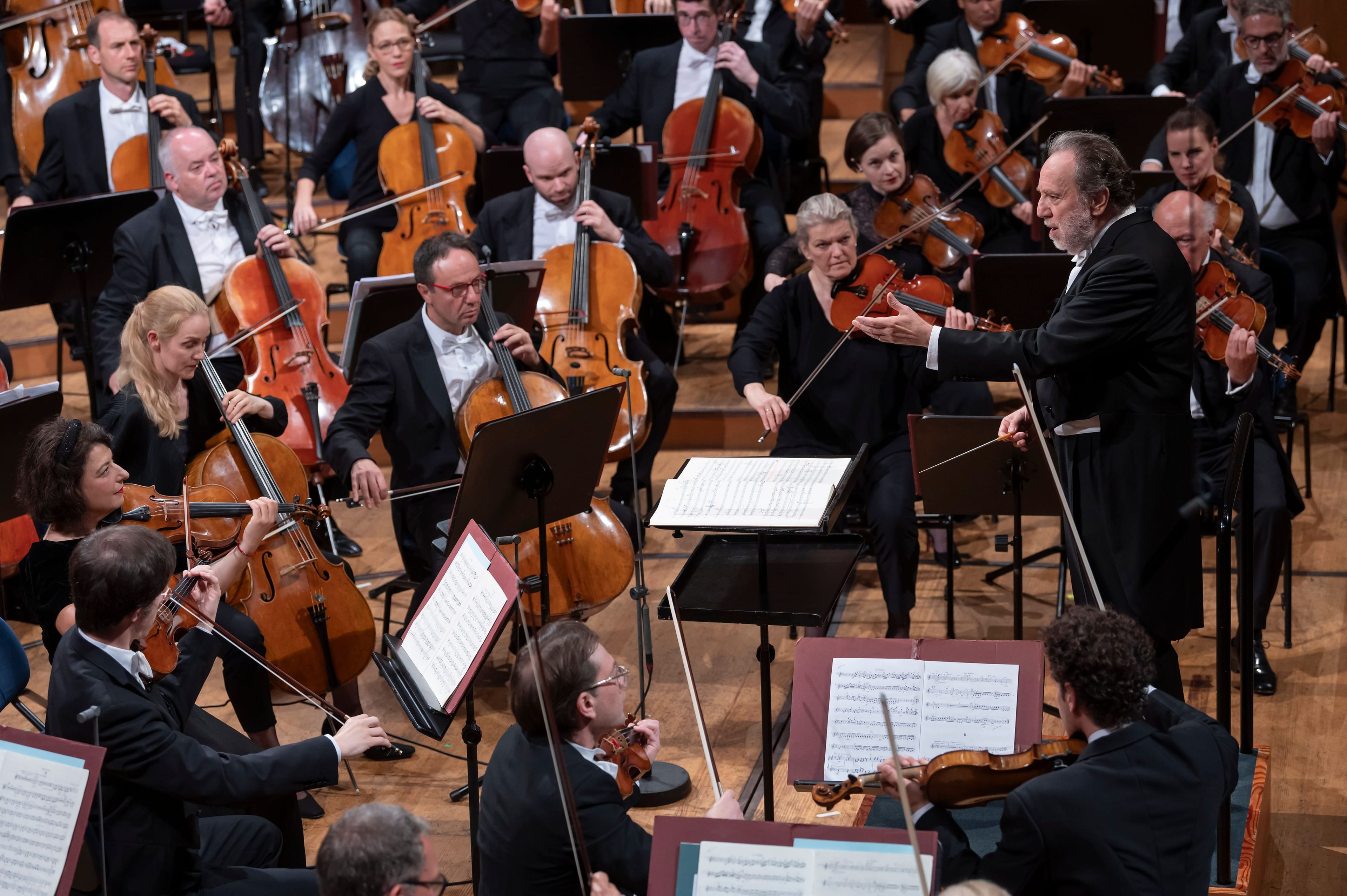 Rachmaninoff: Symphonic Dances
Lucerne Festival 2024